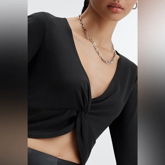 Fabletics Shirt - Picture 2 of 14